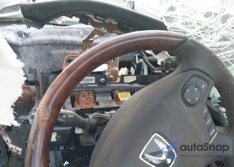 2014 Hyundai Equus Signature from USA, damaged, VIN KMHGH4JH2EU090489